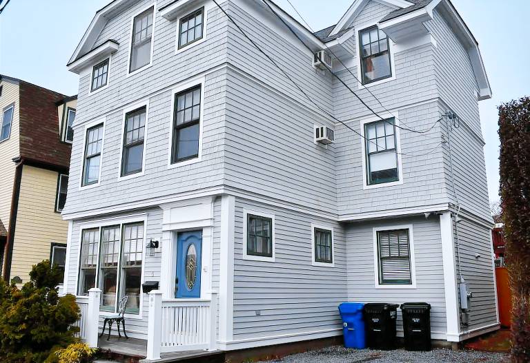 House  Newport