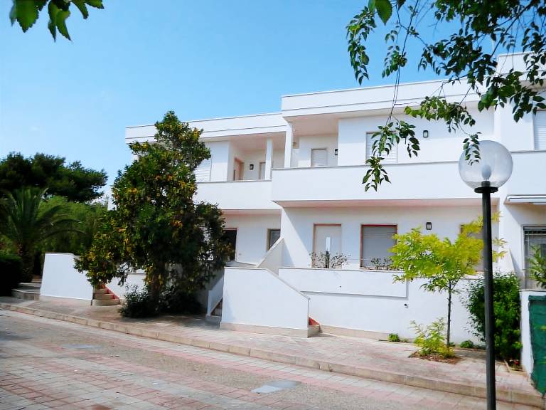 Child-friendly holiday apartment with patio & yard | Nature view | Beach nearby | Pets allowed — photo 2