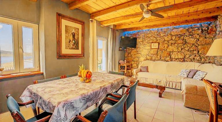 Charming house | Suitable for remote work | Dogs allowed in Novalja
