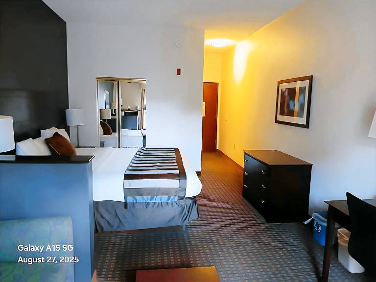 Wingate by Wyndham High Point Greensboro Airport S — photo 5