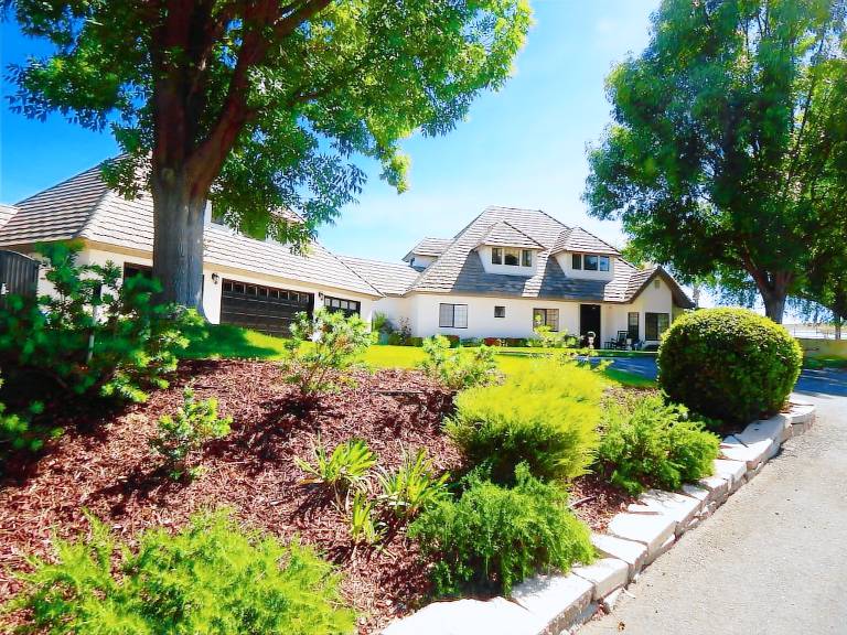 Apartment Rentals in Menifee from 41 HomeToGo