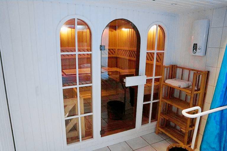 Fully equipped pleasant house with pool, terrace & barbecue | Pets allowed — photo 5