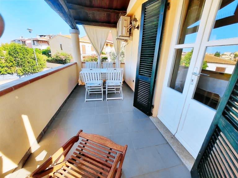 Holiday apartment with garden, grill & patio | Garden view — photo 5