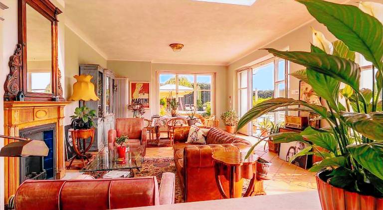 Child-friendly nice house with terrace, pool & yard | Pets allowed — photo 3