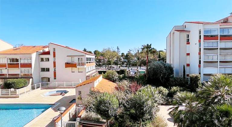 Charming rental apartment with pool | Beach nearby | Pets are welcome — photo 2