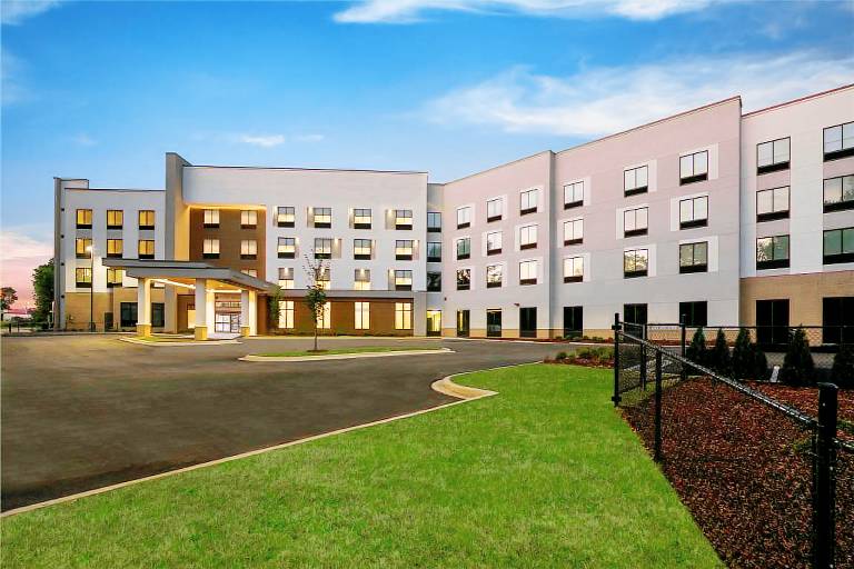 Hampton Inn & Suites by Hilton Decatur — photo 3