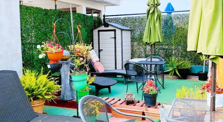 Apartment with patio — photo 4