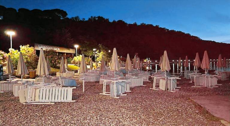 Holiday apartment with garden, barbecue & patio — photo 3