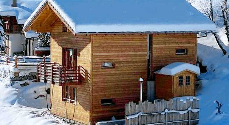 Chalet with 5 rooms for 10 persons in Veysonnaz