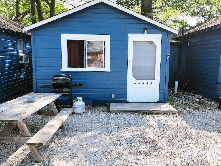 Cabin Wasaga Beach