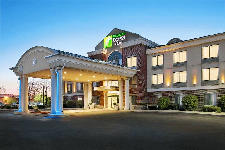 Sleep Inn & Suites — photo 3