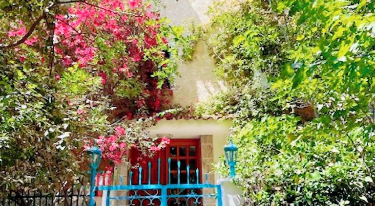 Apartment with 2 rooms for 8 persons in Glyfada