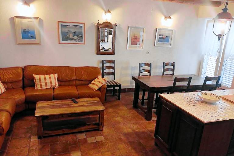 Comfortable and spacious apartment with terrace and sea view Vodice (A-23858-a) — photo 3