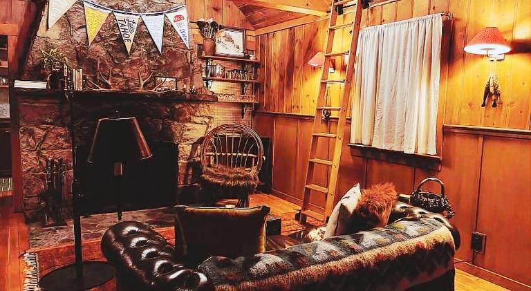 Vacation home with hot tub, BBQ & terrace in South Lake Tahoe, CA