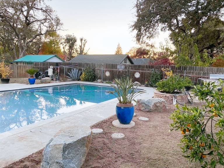 House  Gregory Gardens