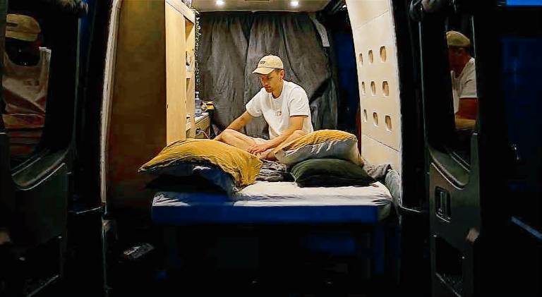 Mercedes Sprinter Camper Arbor — photo 5