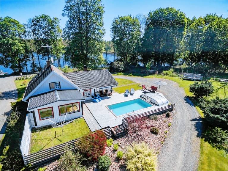 Ferienhaus mit Hund inHökamåla, Schweden  f&uuml;r max. 8 Personen