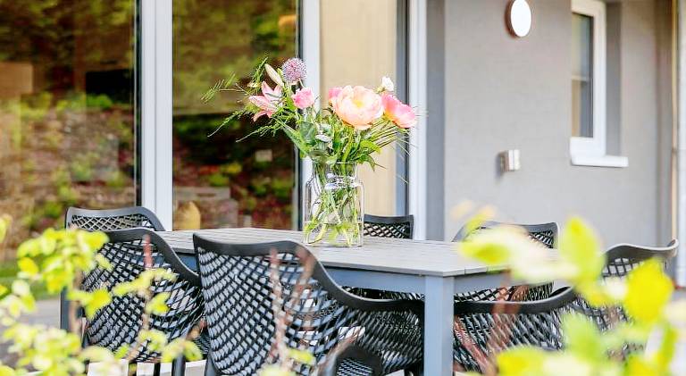 Rental apartment with patio, garden & sauna — photo 5