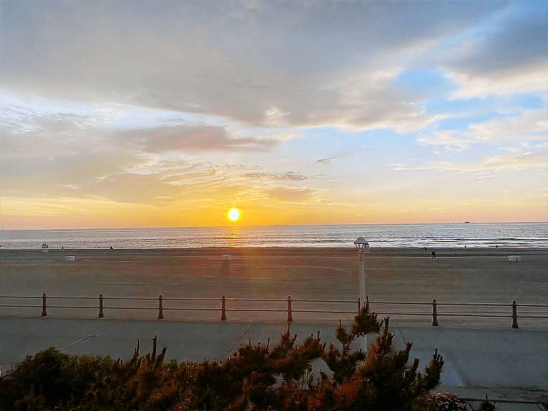 Condo  Northeast Virginia Beach