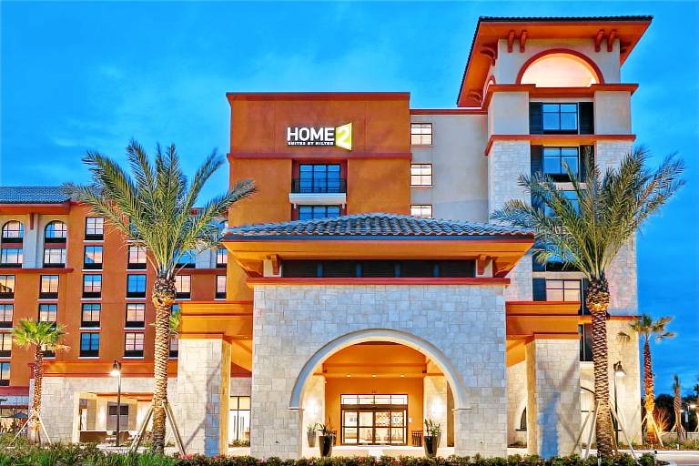 Home2 Suites by Hilton Orlando at FLAMINGO CROSSINGS Town Center — photo 3