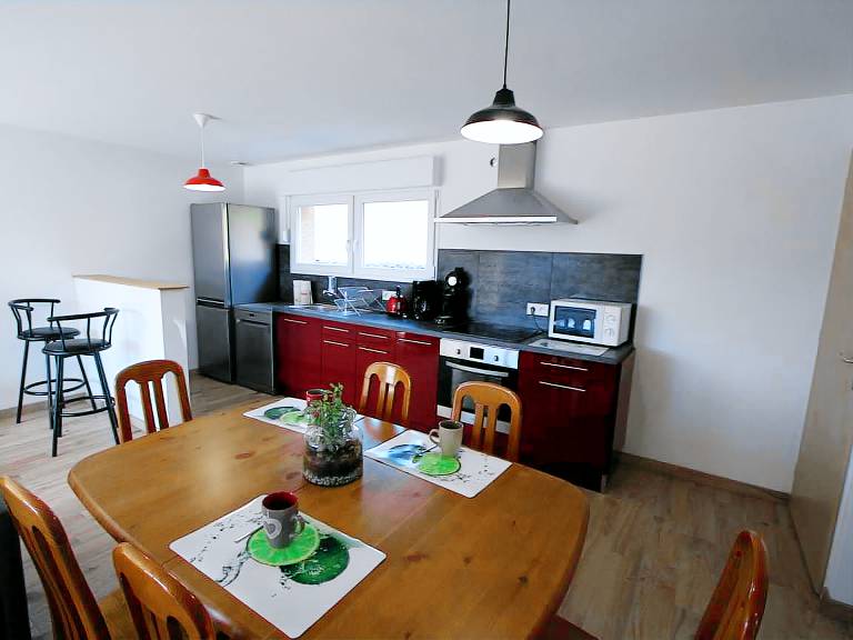Cottage for 4 with covered terrace, private parking, pet-friendly — photo 2