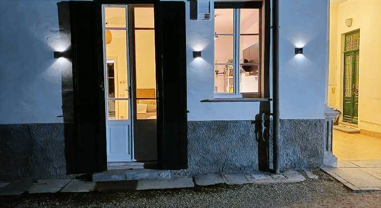 Holiday apartment with 1 room for 5 persons in Varese