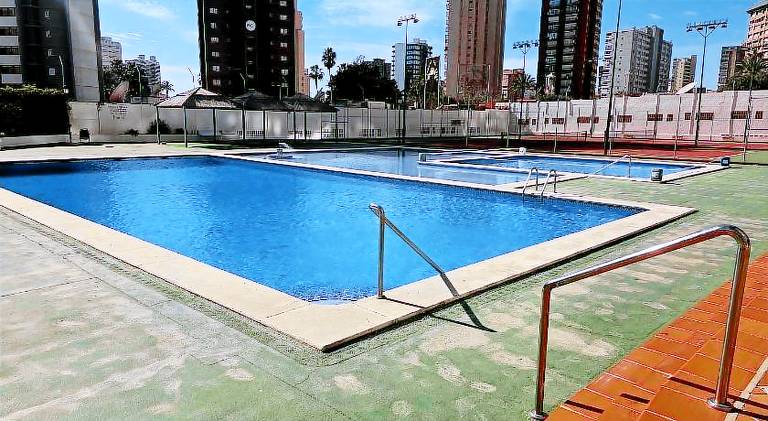 Charming rental apartment with private pool, yard & terrace | Close to the beach | Perfect for remote work | Dogs allowed — photo 4