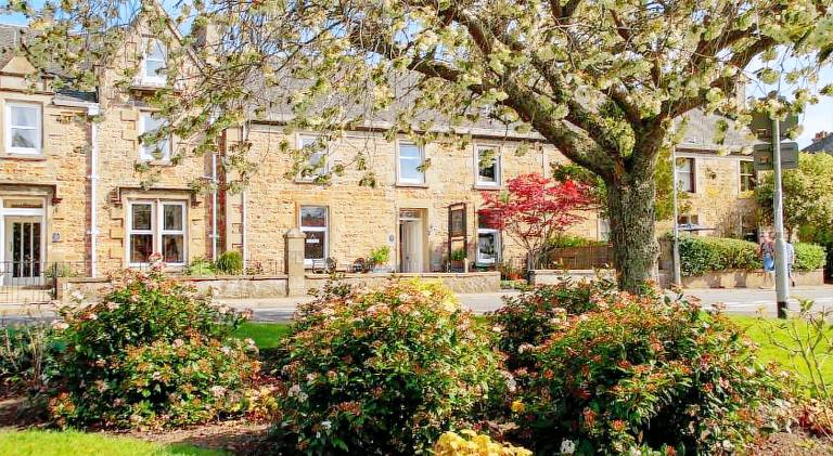 Bed and breakfast  Inverness