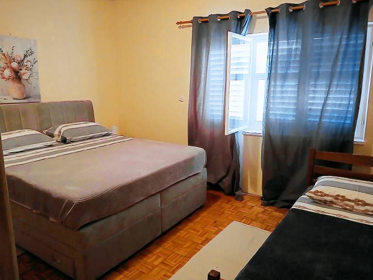 Two bedroom apartment with balcony Biograd na Moru, Biograd (A-22475-a) in Biograd na Moru