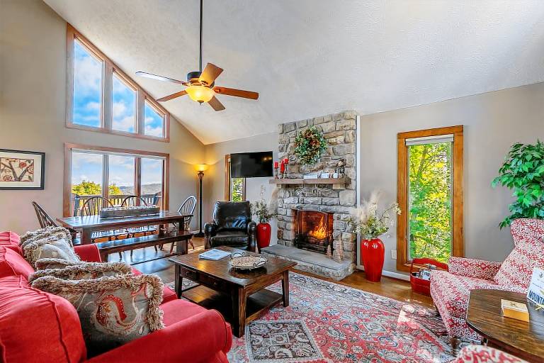 Aspen View - 3-story home with gorgeous views, a hot tub, and perfect location! — photo 5