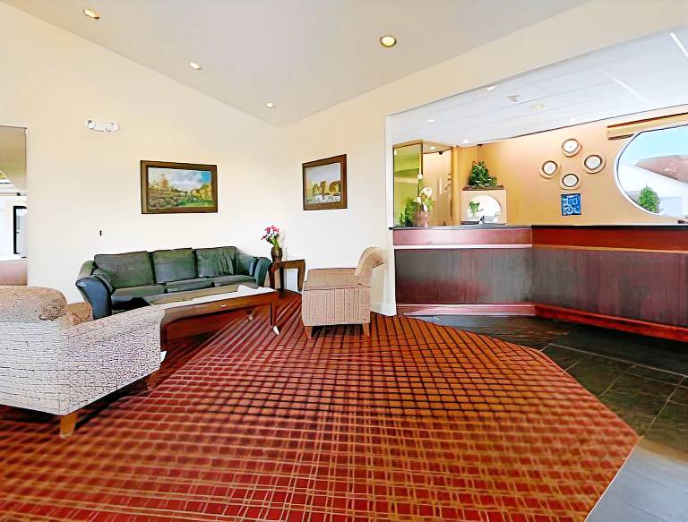 Americas Best Value Inn Romulus Detroit Airport — photo 3