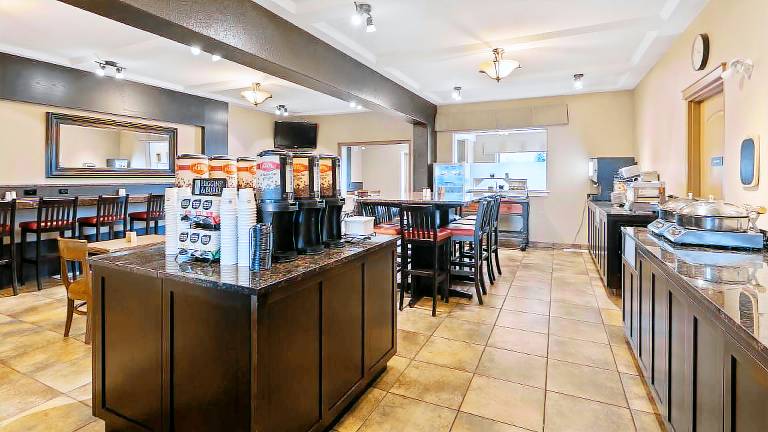 Best Western Plus Kamloops Hotel — photo 5