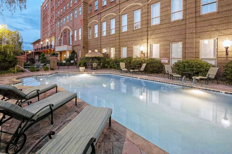 Carnegie Hotel & Spa