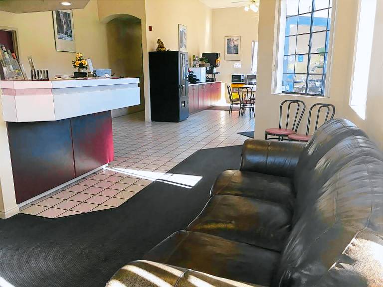 Inn & Suites Saint George — photo 2