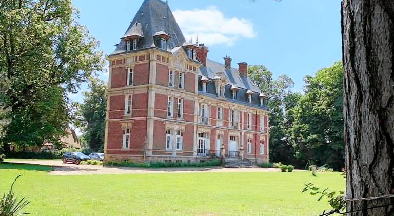 200 m&sup2; Villa