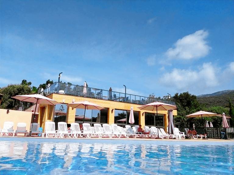 Family-friendly pleasant chalet with hot tub, pool & barbeque | Beach nearby | Dogs allowed in Sartene