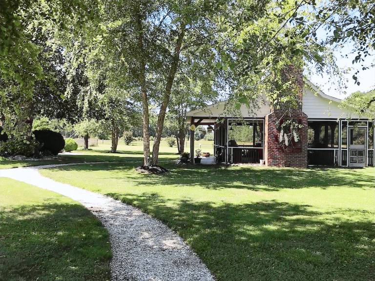 Lodge Hallwood