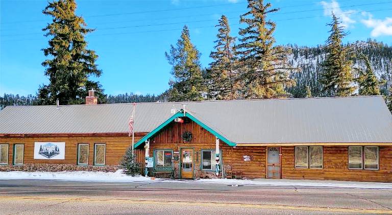Chinook Cabins & RV Park in South Fork, CO