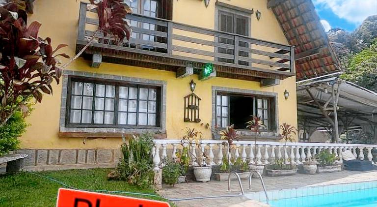 Casa com Piscina e Churrasqueira Perto da CBF, Feirarte, Parque Nacional in Teresópolis