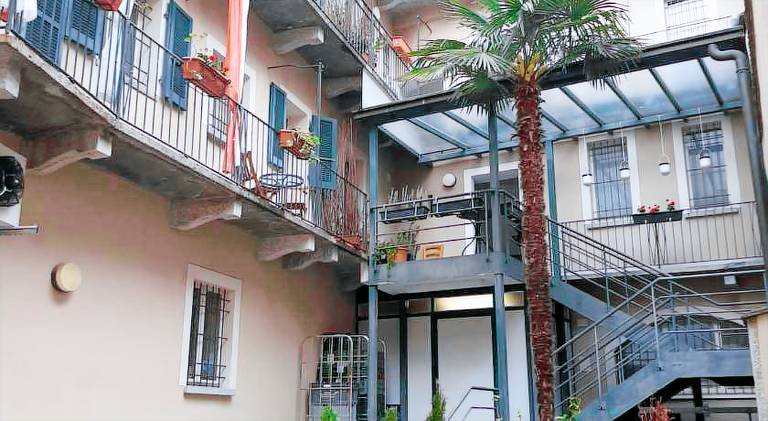 Apartment with terrace — photo 4