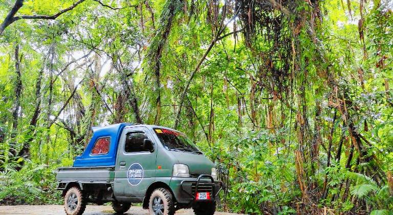 Off Grid Explorers - 4x4 Rental in El Nido