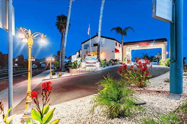 Aloha Inn — photo 4