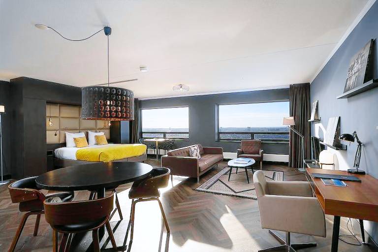The Penthouse — photo 2