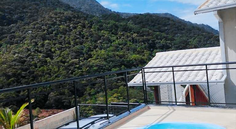 Lodge with barbeque, terrace & pool | Good for workation | Dogs allowed — photo 2