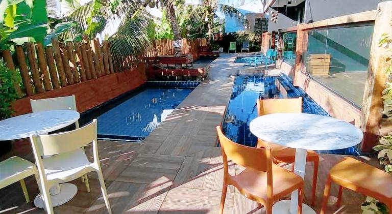 Holiday apartment with pool — photo 4
