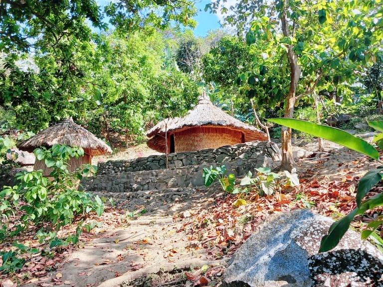 Private Dschungelunterkunft mit Wasserfall