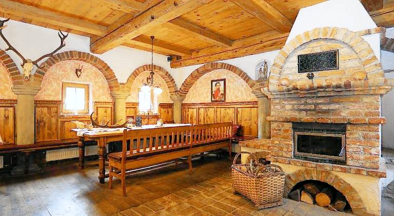 Wonderful house with hot tub, yard & patio | Pets are welcome — photo 2