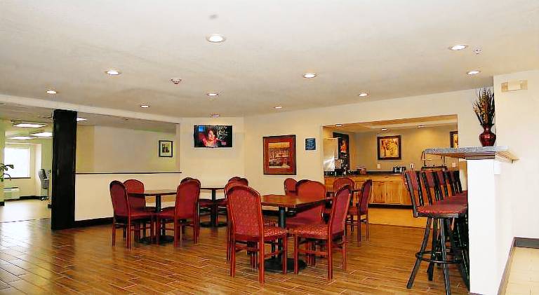 Expo Inn — photo 3