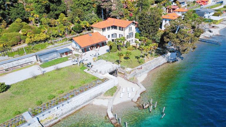 Ferienhaus mit Hund in Ghiffa, Oggebbio fuer max. 12 Personen