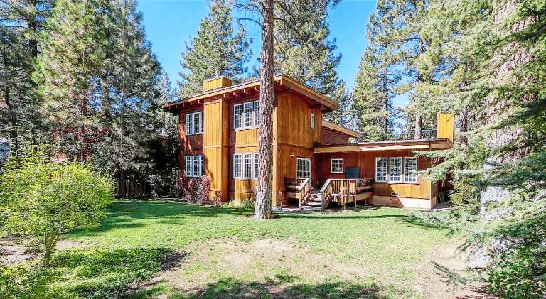 Dollar Point Lodge By Hauserman Rentals — photo 4